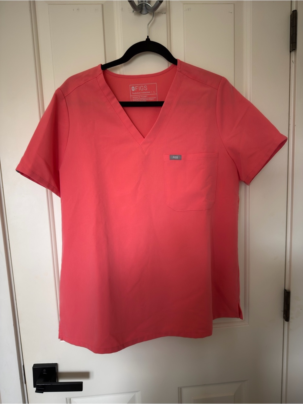 Figs V-Neck Top in Coral